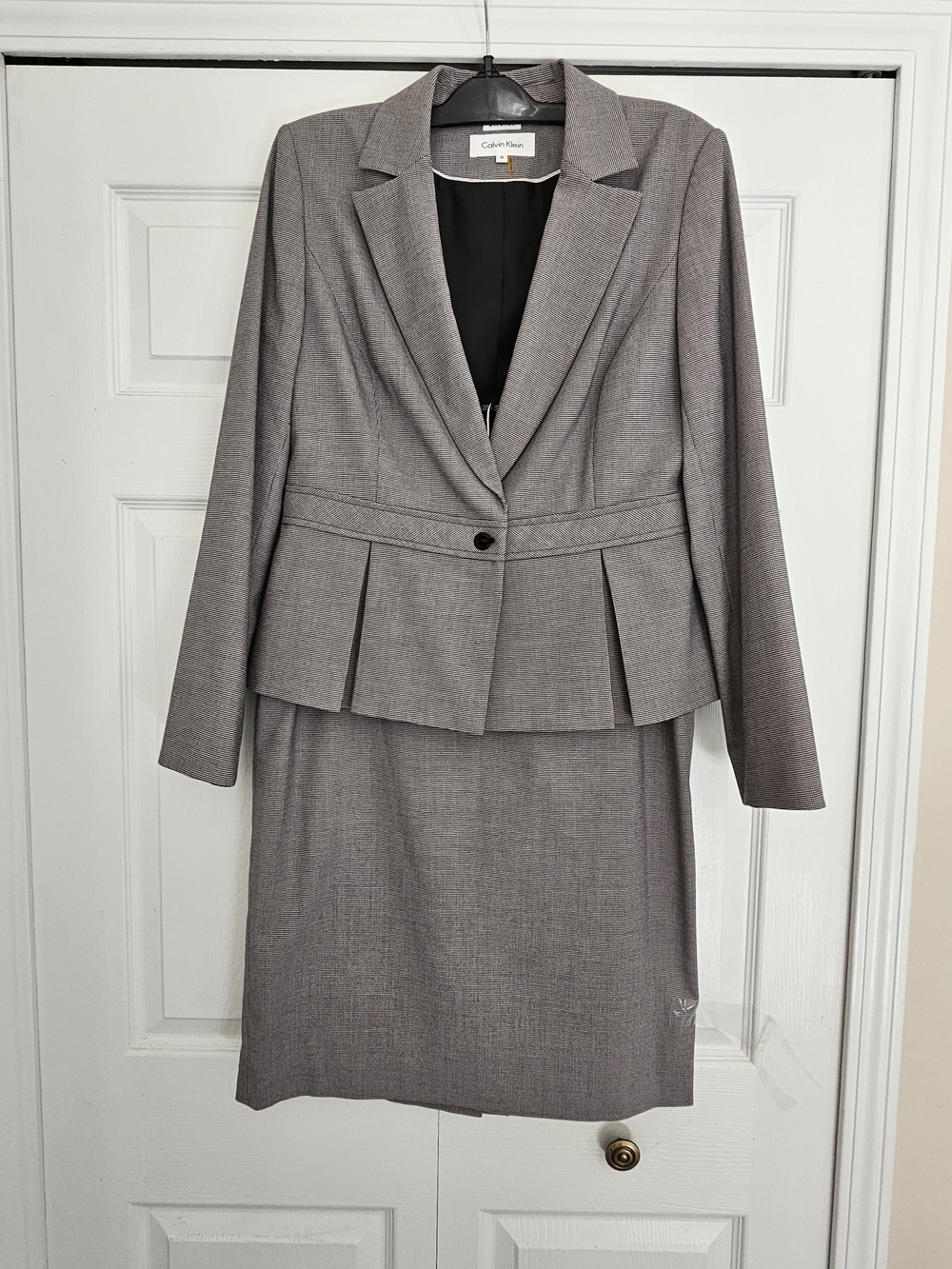 Calvin Klein Women's Gray Tailored Skirt Suit Jacket & Skirt Set